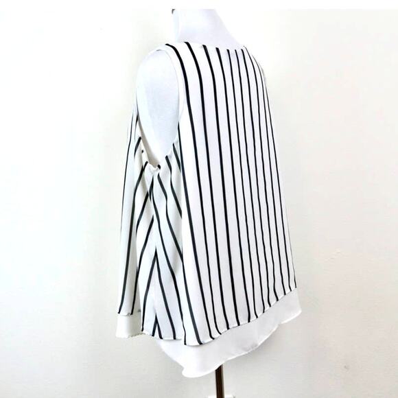 Torrid Size 2X Georgette Layer Blouse Swing Tank Stripe White Black - Picture 6 of 12